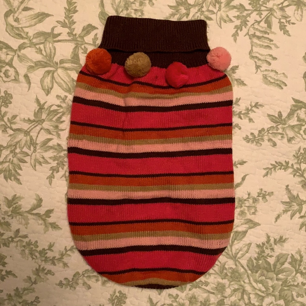 EastSide Collection sweater with pompom detailing medium